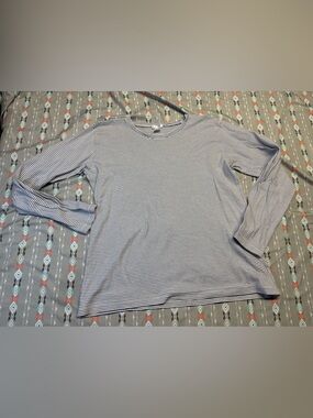 🕸️Women’s Long Sleeve Striped Tee